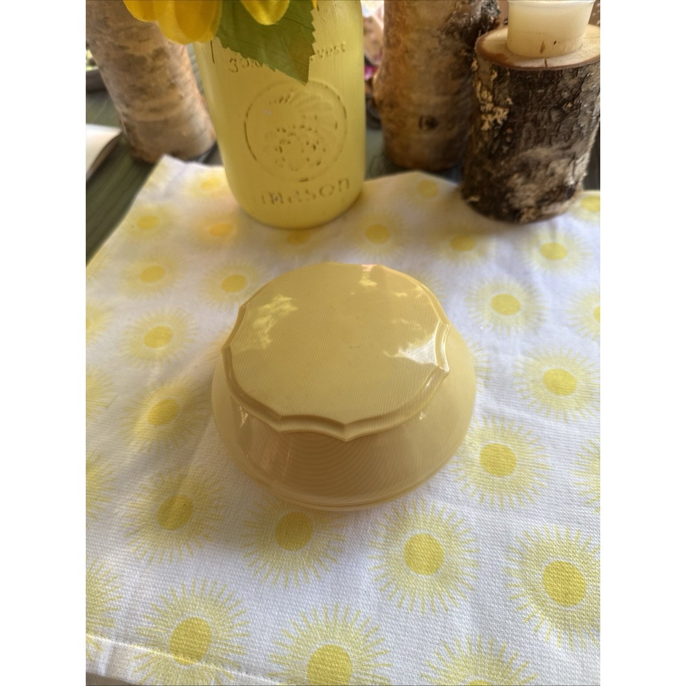 Vintage Ivory Pyralin Dubarry Celluloid Powder Container.4.75X2.25",3.5"Opening.